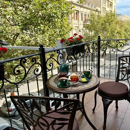 Midway Baku Hotel Екстериор снимка